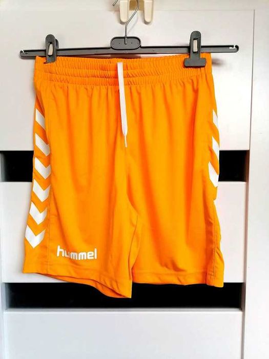 Żółte spodenki sportowe Rozmiar S Hummel