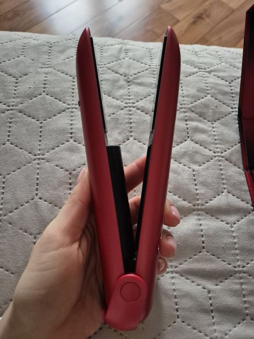 Беспроводной утюжок для волос Voyager VGR V585