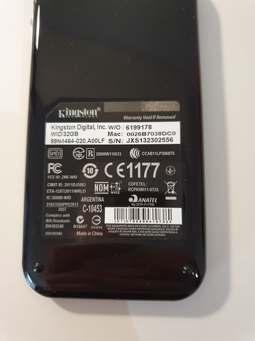 External Drive for iPad/iPhone/iPod – 32 GB64285996273922122