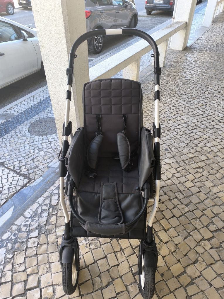 Carro de bebé 3 em 1