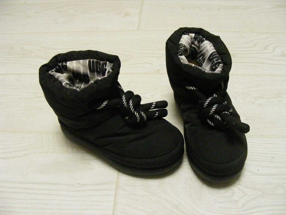 Дутики сапоги, угги  UGG  EU 37 . UK 4 стелька 23 см