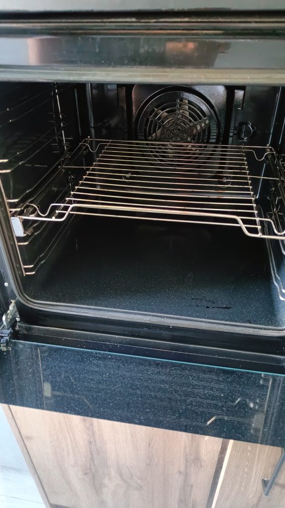 Piekarnik do zabudowy Amica EB7541DB FINE 65l
