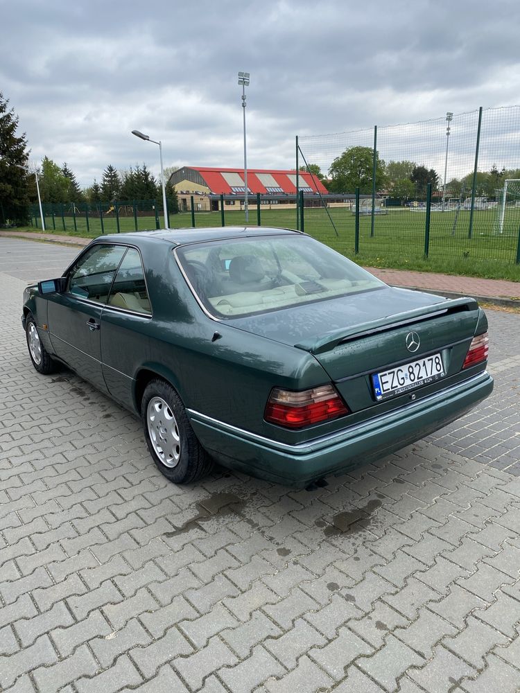 Mercedes W124 coupe 3.2