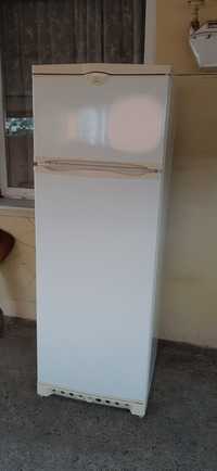 Холодильник INDESIT двокамерний