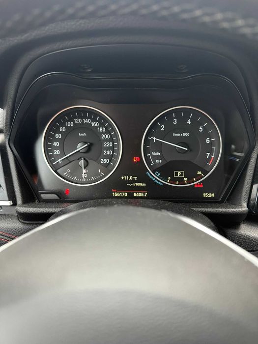 BMW Série 2 218i 1.5, caixa automática sport line