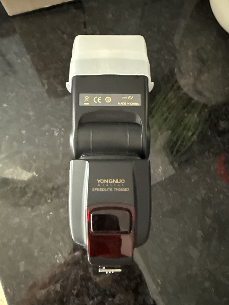 Yongnuo flash 565EX