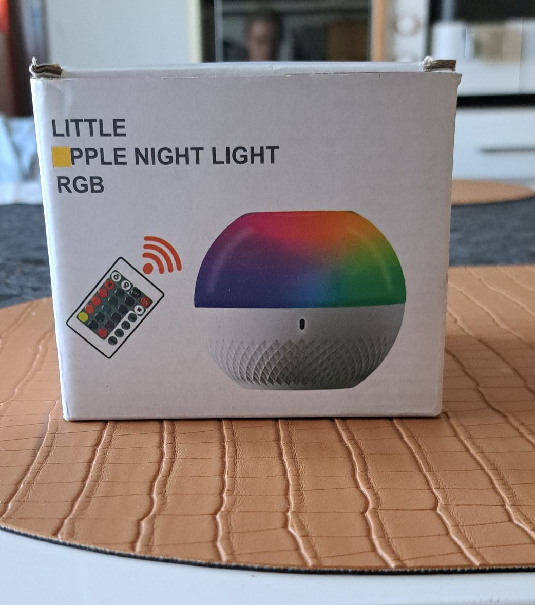 Lampka nocna led.
