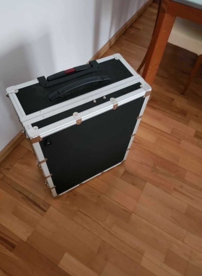 CANTONI Włoska Walizka kosmetyczna z oświetleniem
