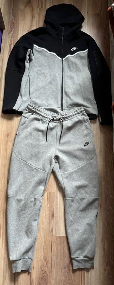 Tech fleece komplet nike