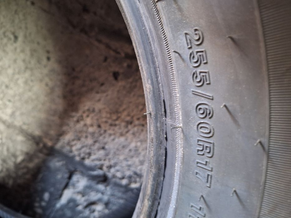 Opony wielosezonowe Arivo 255/60/17 110H XL