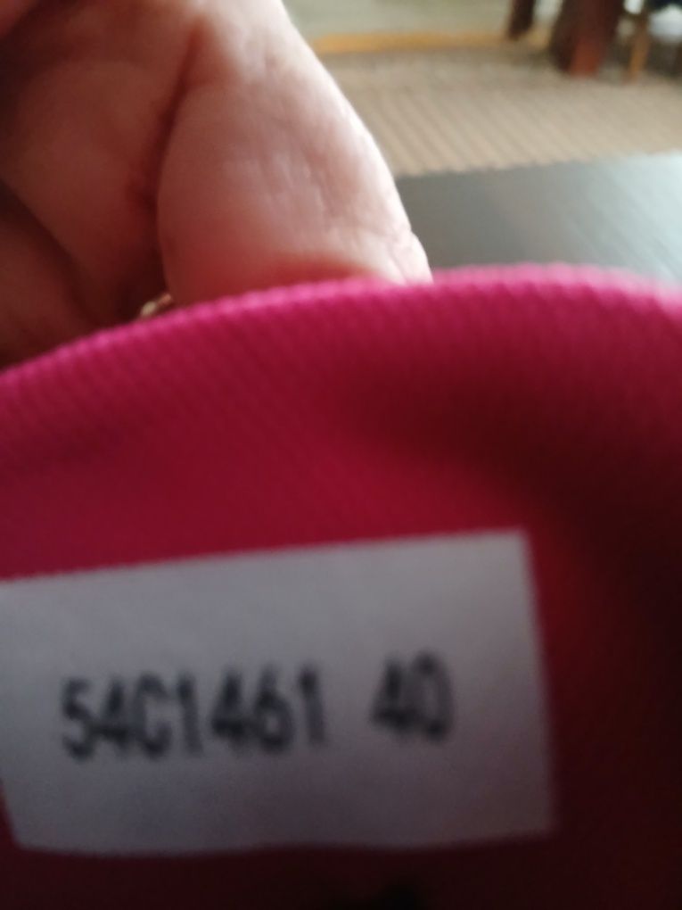 Sprzedam nowe buty