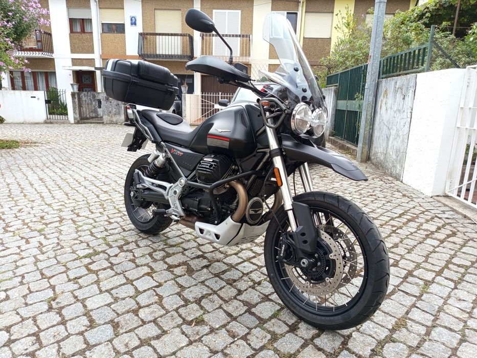 Moto Guzzi V85 TT