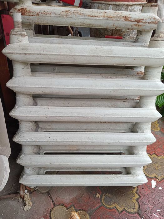 продам радиаторы чугунные б\у