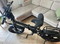 Rower elektryczny typu fatbike