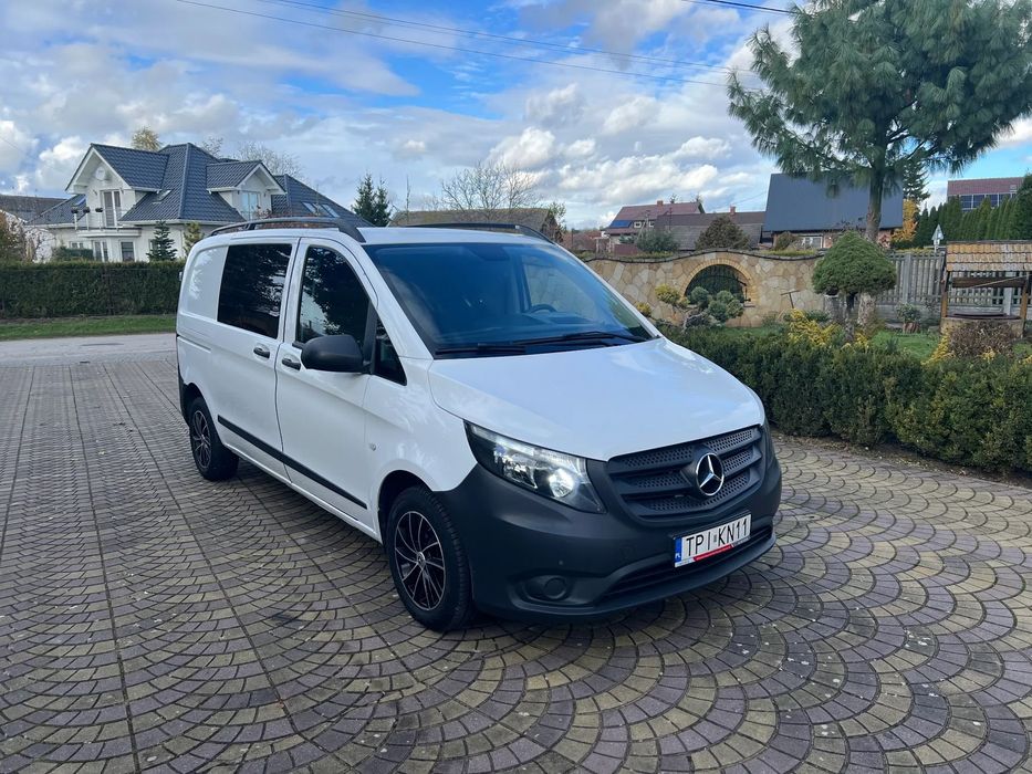 Mercedes-Benz Vito  Stan Bardzo Dobry 5 MIEJSC VAT-1