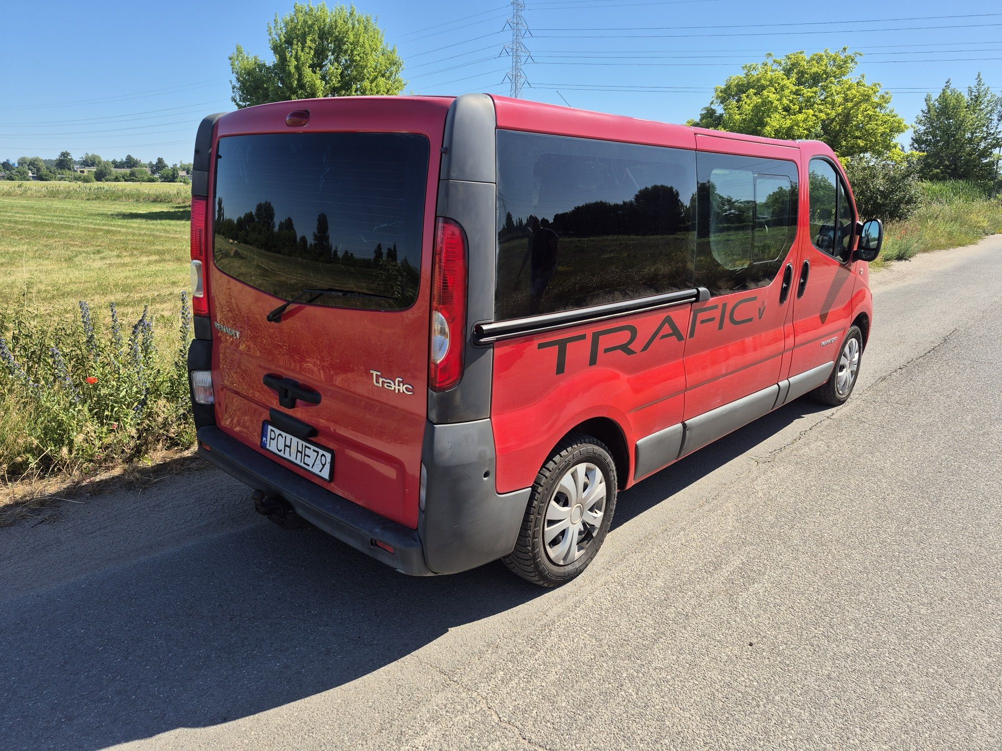 Renault Trafic Long 9os 2,0 115KM klima sprawna 9osobowy zamiana