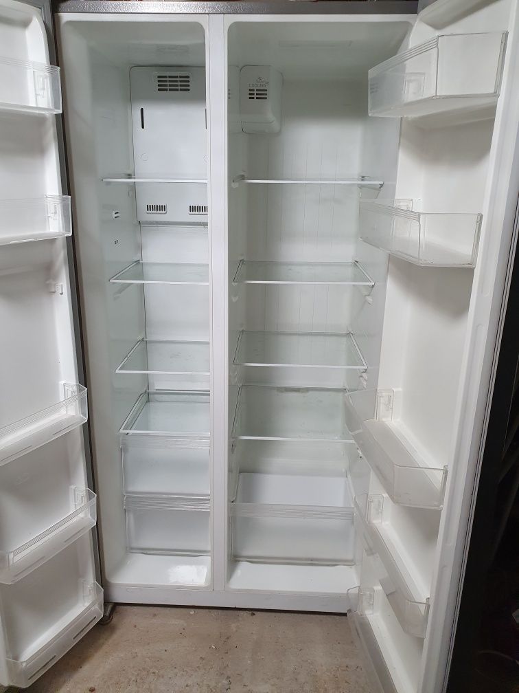 Продам холодильник Side-by-Side Midea HC 689 WEN б/в