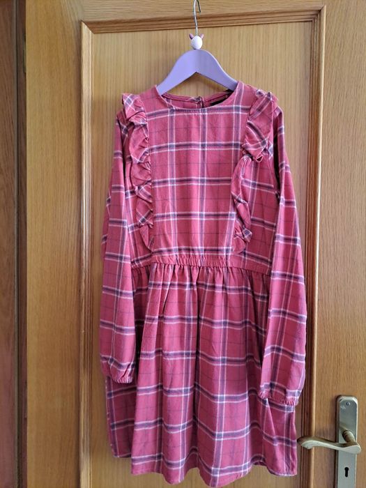 Vestido menina a estrear 10/12 anos