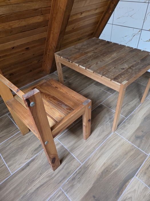 Stolik + krzesło