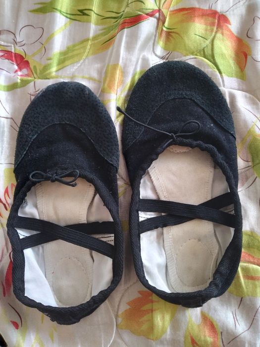 Продам чешки на девочку