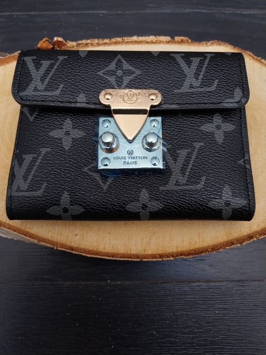 Carteira Nova Preta e cinza