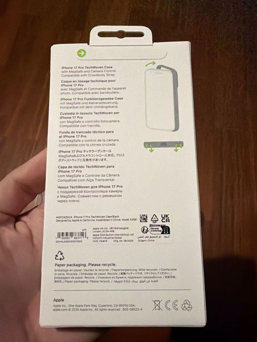 Capa Preta TechWoven Case iPhone 17 Pro