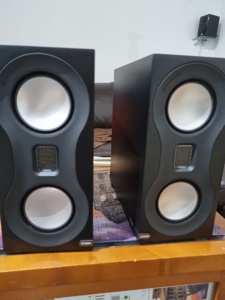 Monitor audio studio . Novo.   Upgrade no Crossover  mundorf