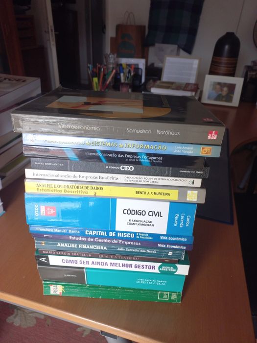 Livros de estudo, muito bom estado,