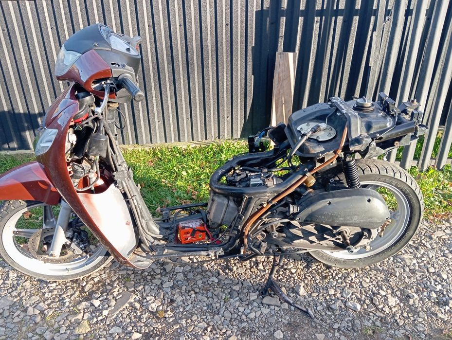Розбір honda sh 150, двигун, пластик, диски, стартер, термостат, колод