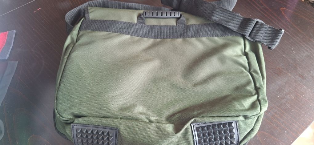 Torba na laptopa