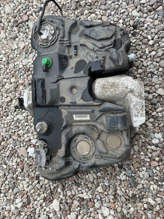 VOLVO XC60 AWD kpl zbiornik paliwa pompa 4x4, 2.4 D5 D3