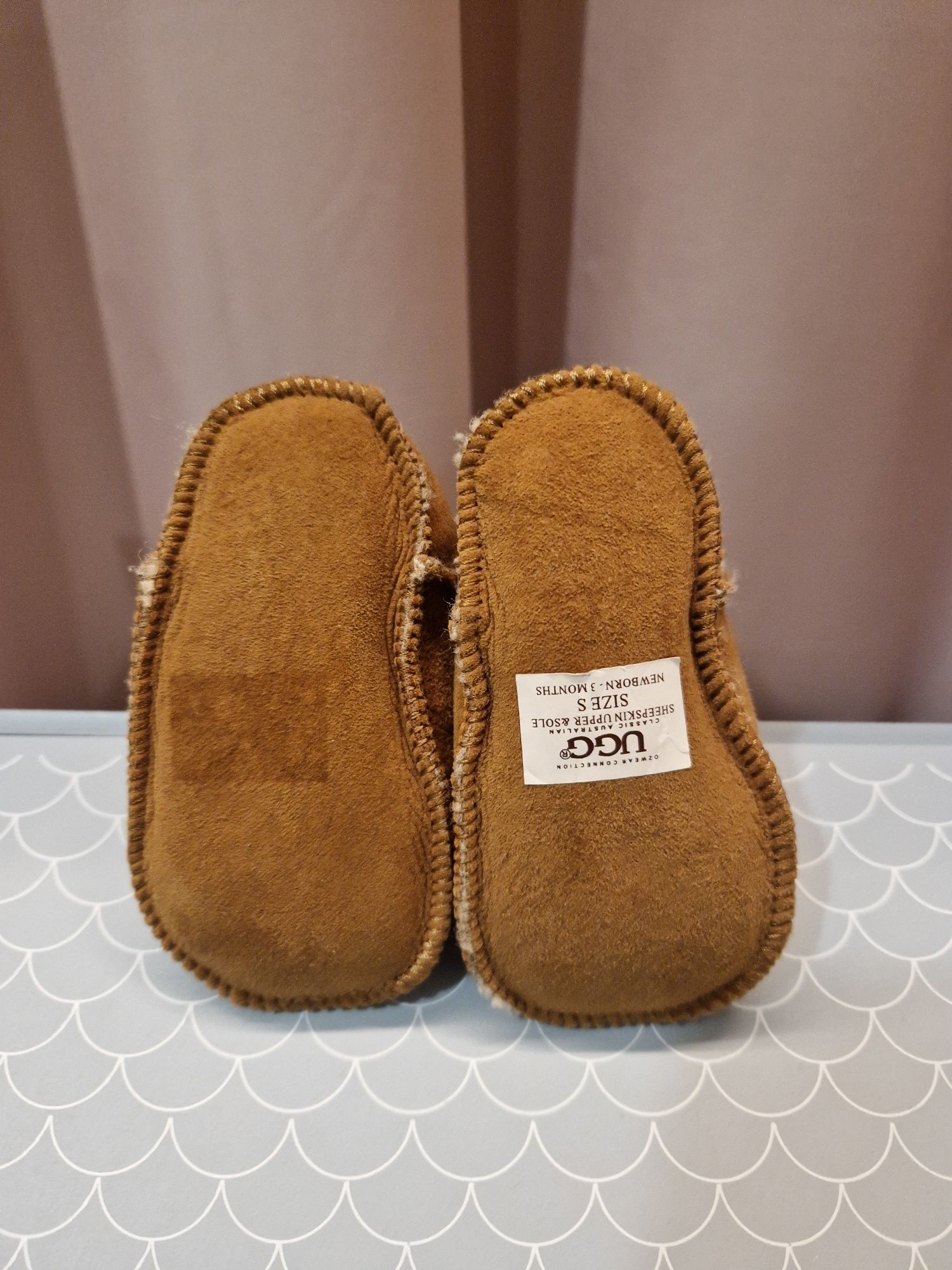 UGG newborn - 3 miesiące. Buty niechodnki, ciepłe.