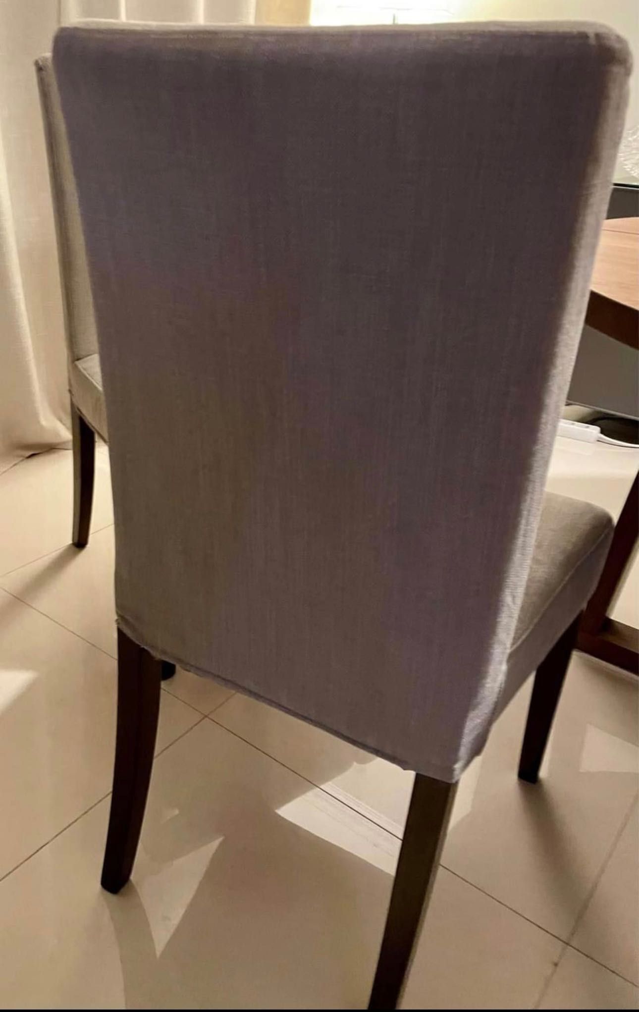 Mesa e Cadeiras com capa Ikea