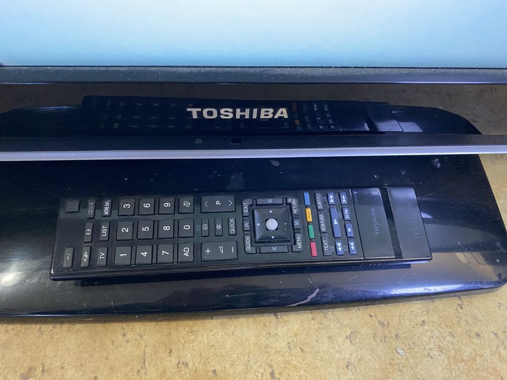 Телевизор Toshiba 37XV500PR