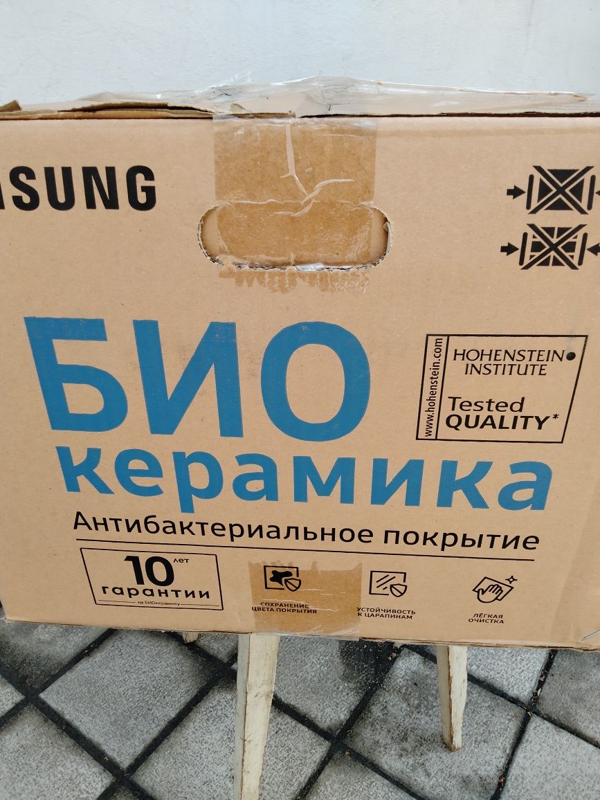 , продам микроволновую печь Samsung MS23F302TAS