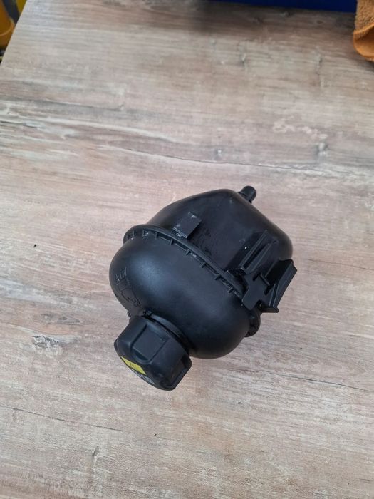 BMW X4 G02 2.0D ZBIORNICZEK WYRÓWNAWCZY