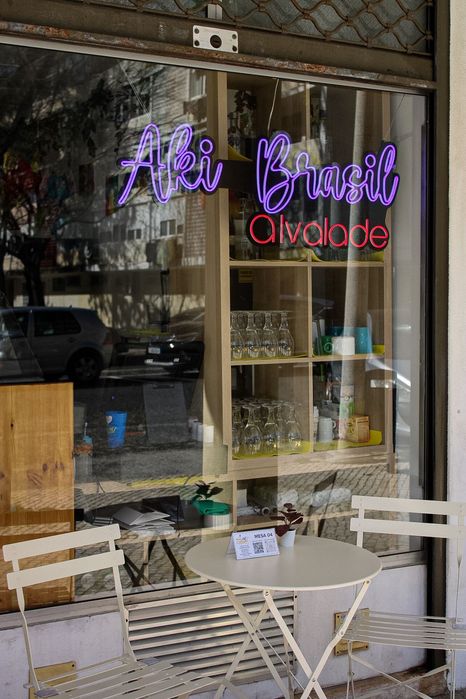 Lanchonete SnackBar Reformado e Esplanada Trespasse imediato.