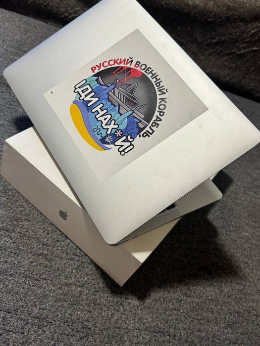 Apple MacBook Air M1 разбитый экран