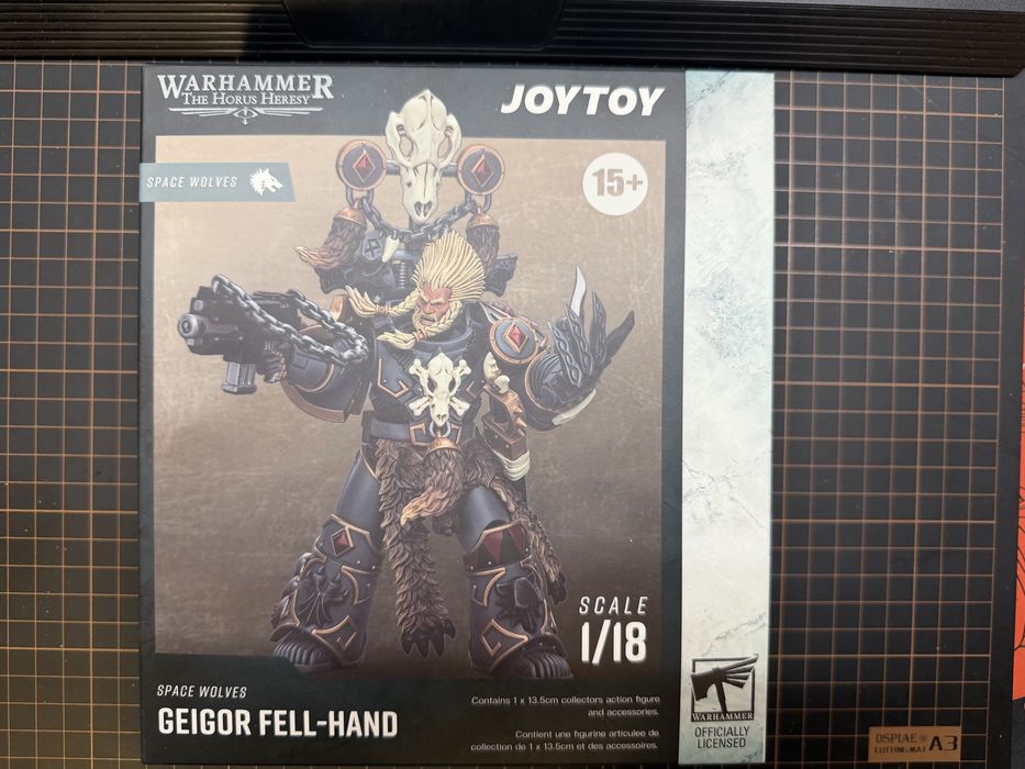 JoyToy Warhammer HH Geigor Fell Hand