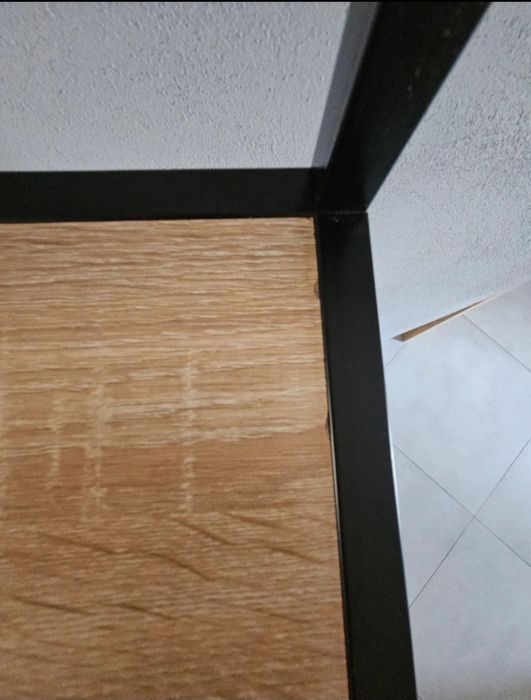 Metalowa szafka ścienna, regał