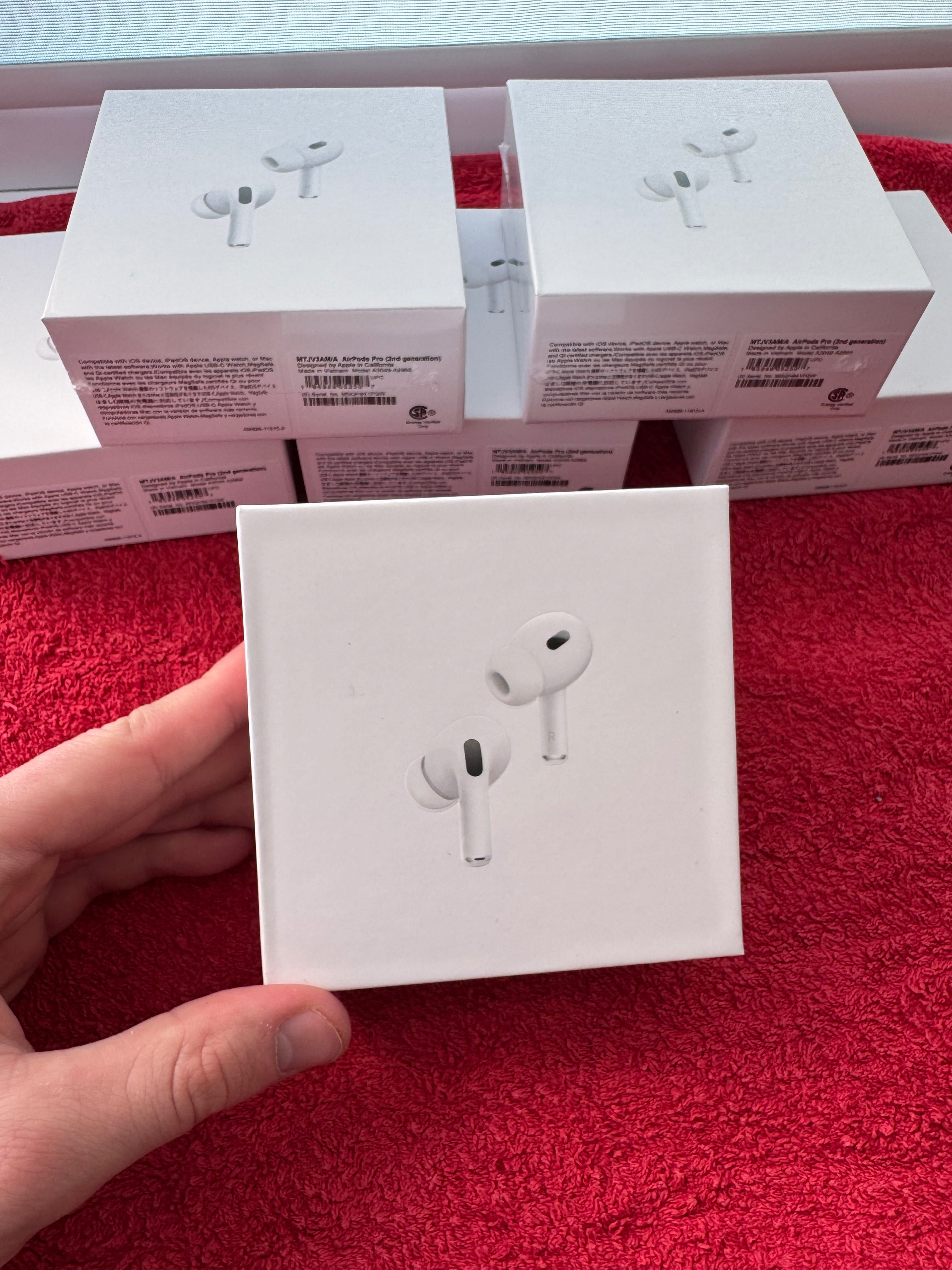 Беспроводные наушники / Навушники AirPods Pro 2 (2024 generation)