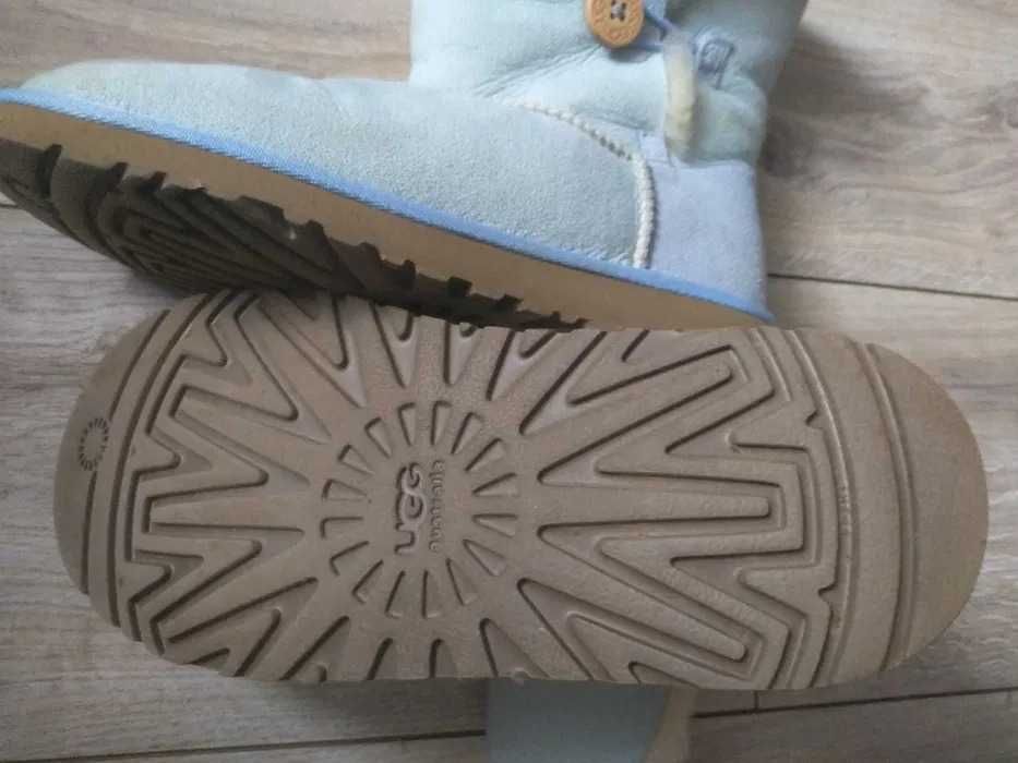 Ugg Bailey Button 36/37 śliczne śniegowce denim jasno niebieskie