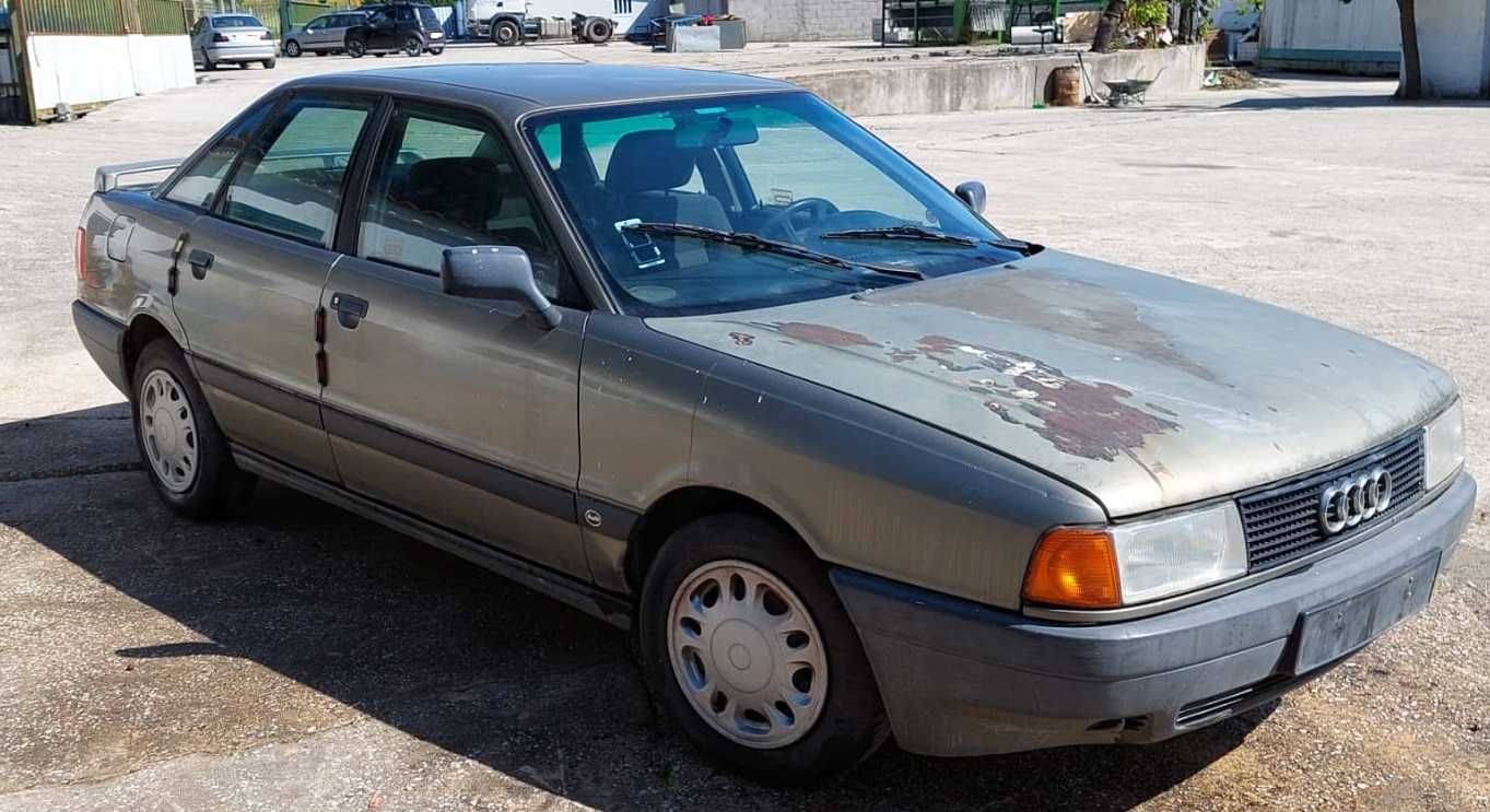 Audi 80 1.8 gasolina de 1990 com Boa Mecânica para Peças