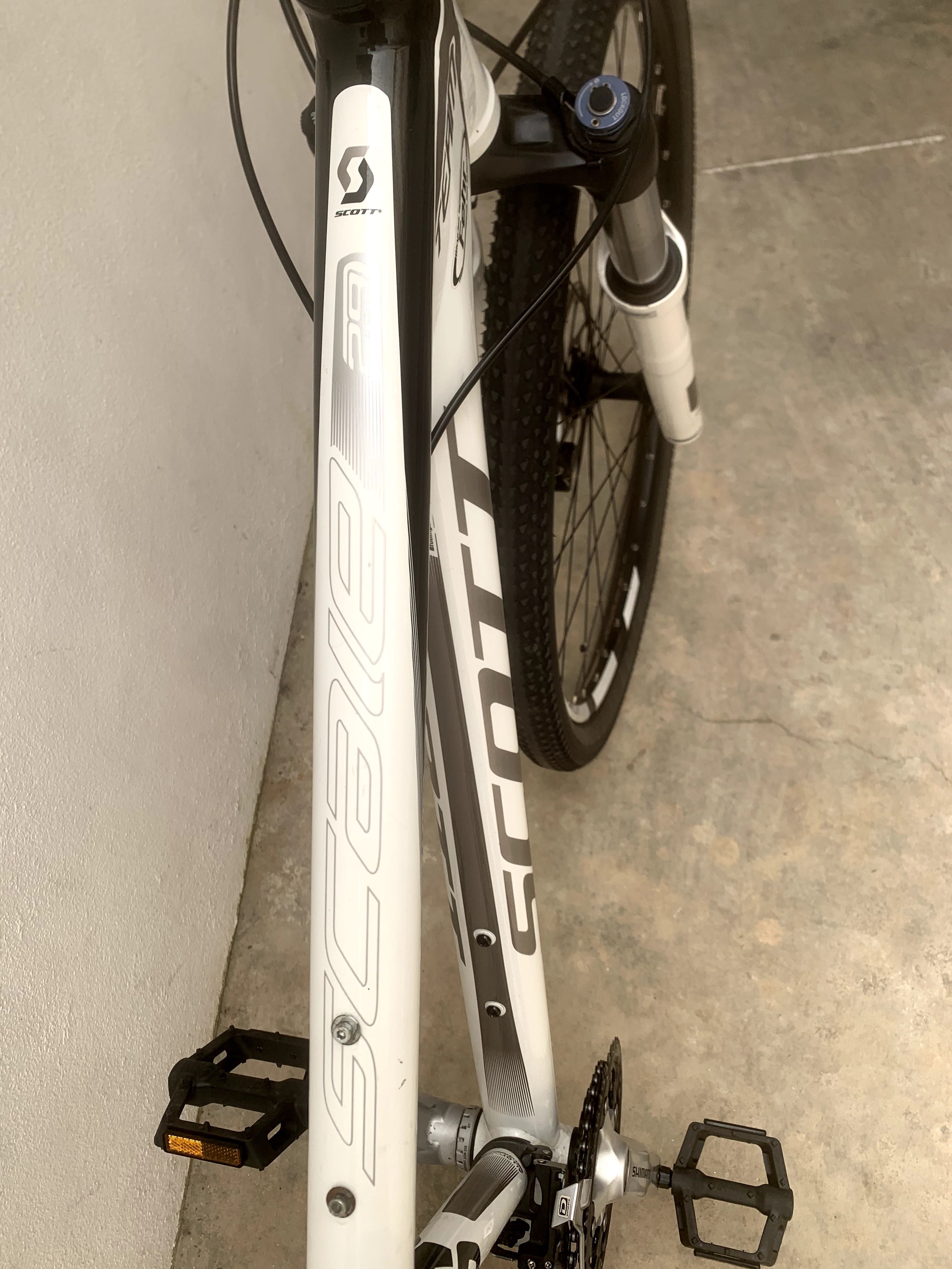 Bicicleta BTT SCOTT SCALE 29