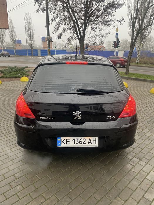 Peugeot 308/автомат/1.6