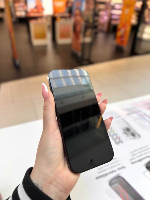 iPhone 16 Pro 256 GB Black Titanium | Jak nowy!