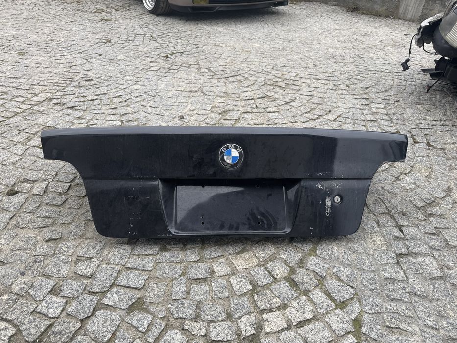 Klapa tył BMW E39 USA