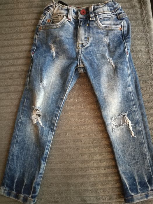Spodnie jeansowe z dziurami Zara rozm. 104