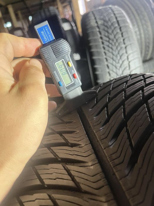 295/35/21+265/40/21 R21 Michelin Pilot Alpin 5 4шт зима