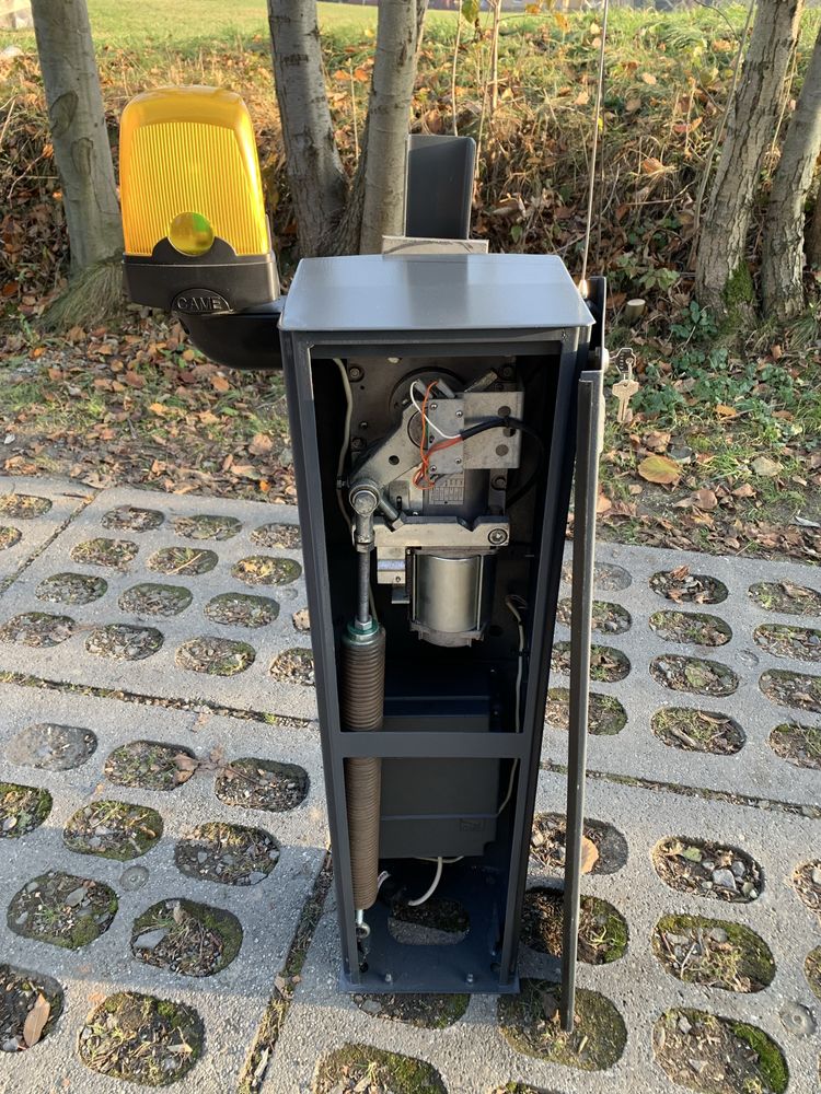 Szlaban Came G3250 ZESTAW - ramię, piloty, antena, lampka, fotokomórka